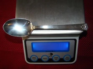 TUTTLE TRIANON STERLING SILVER OVAL SOUP SPOON NO MONOGRAM - Picture 1 of 2