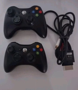 2 Original Official Black Xbox 360 Wireless Controllers And Composite AV Cable - Picture 1 of 18