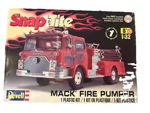 Fire Truck Pumper Mack Fire Pumper Snap Tite 1:32 Model Kit Skill 1 Open box - Picture 1 of 8