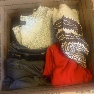 Caja de Pantalones de mezclilla Paige de cachemir ropa para mujer talla XS de segunda mano falda marca Lucky - Imagen 1 de 7
