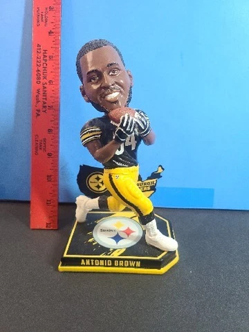 Antonio Brown Pittsburgh Steelers Bobblehead  Forever Collectibles (63 of 2,016) Cover