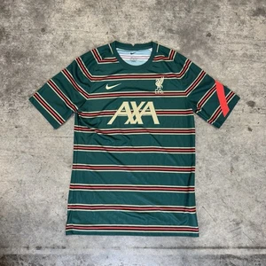 Camiseta deportiva de fútbol 21-22 Liverpool FC Nike para hombre verde azulado a rayas prepartido talla M DB0254-376 - Imagen 1 de 5