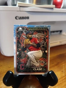 2024 Topps Holiday - Emmanuel Clase #H10 - Picture 1 of 2