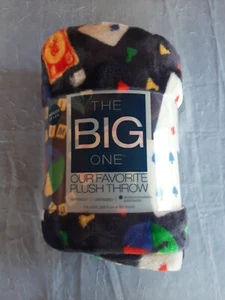 The Big One Plush Throw 5 ft. x 6 ft. - Picture 1 of 2