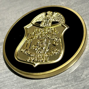 Authentic *VERY RARE* FBI Federal Bureau Of Investigations Challenge Coin 1.75" - Picture 1 of 10