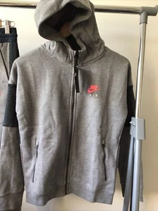 NIKE AIR BOYS TRACK SUIT GREY Med £55 full suit Junior - Picture 1 of 9
