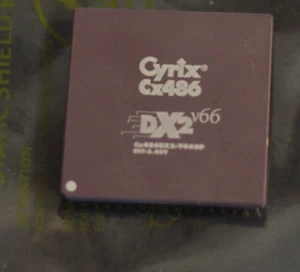 Cyrix 66 Mhz DX2 Socket 3 486 CPU Processor ceramic CX486DX2-V66GP 017-3.45V - Picture 1 of 2