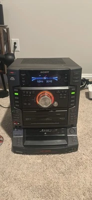 Sony LBT-XGR6 mini sistema estéreo Hi-Fi usado enciende otra función desconocida Foto 1 de 2