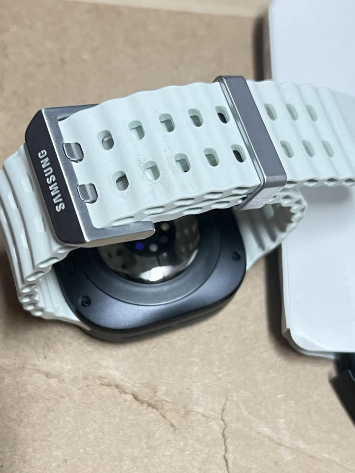 Samsung Galaxy Watch Ultra Titanium GPS + LTE Smartwatch SM-L705U - Image 1 of 1