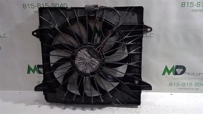 Ventilador de refrigeración radiador delantero Cadillac XT5 2018-2020 OEM 84754211 Foto 1 de 3