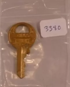 Master Lock Key # 3880 Lucchetto di Ricambio Divertimento Distributore Juke Slot Arcade - Foto 1 di 1