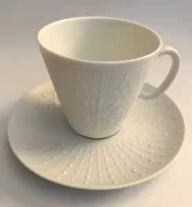 Vintage K&A Krautheim Selb Bavaria geprägt Knochen China Teetasse & Untertasse Set - Bild 1 von 6