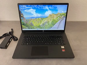 HP 17-cp0617ng 17,3 Zoll (256GB SSD, Athlon Gold, AMD Grafik, 8GB Ram ) Win11 - Afbeelding 1 van 11