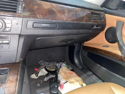 07 08 09 10 11 12 13 Guantera BMW 335I Foto 1 de 2