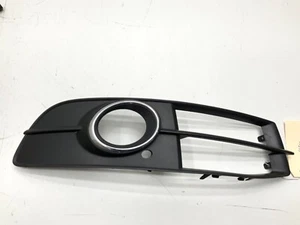 NEW AUDI A6 C6 RIGHT FOG LIGHT GRILLE 4F0807682Q01C 2010 GENUINE - Picture 1 of 6