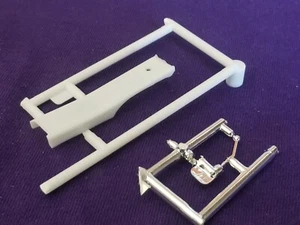 55 Chevy Street Machine CONSOLE & SHIFTER Monogram 1:24 Model Kit BADMAN 1955 - Bild 1 von 8