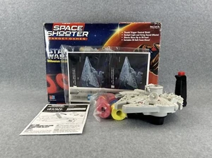 Space Shooter Star Wars Millennium Falcon Blaster Target Game - Bild 1 von 10