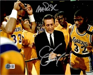 MAGIC JOHNSON & PAT RILEY SIGNED LOS ANGELES LAKERS 8X10 PHOTO BECKETT BAS COA - Picture 1 of 1