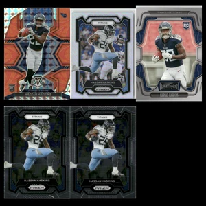 Hassan Haskins Lotto 5 Cards Rookies, Prizms 2022-23 Panini Tennessee Titans NFL - Foto 1 di 7