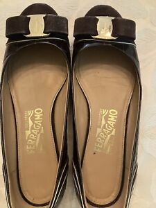 Salvatore Ferragamo women's shoes flats Brown/Black Size 7 C