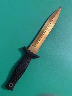 Cuchillo de caza de hoja fija de doble filo M-tech excelente estado 11,25" MT 20 77 dorado Foto 1 de 4