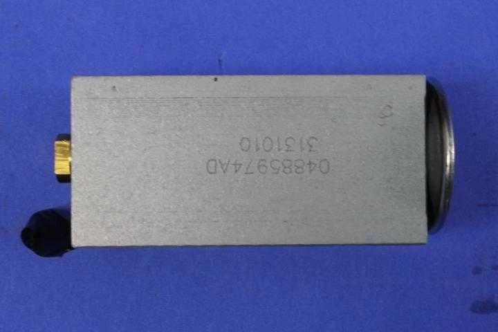 A/c Expansion Valve fits 2004 Jeep Grand Cherokee  MOPAR PARTS - Image 1 of 1