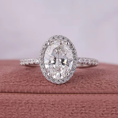 2.20 Ct Oval-Cut EF/VS1 Lab Grown Diamond Halo Wedding Ring 14k White Gold - Image 1 of 4
