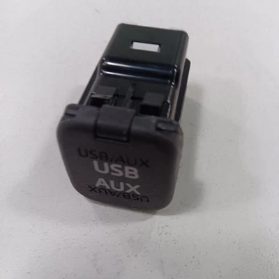 Mazda CX-5 USB Plug In Hub Port 2016 2015 2014 2013 - Image 1 of 4