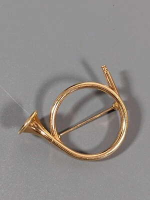 Vintage Gold Tone French Horn Trumpet Bugle Pin - Image 1 of 4