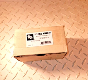 SILENT KNIGHT by Honeywell SD505-DTS-K Interruttore di prova remoto con chiave e piastra - Foto 1 di 2
