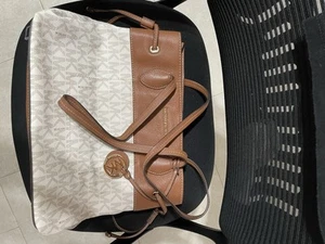 MICHAEL KORS MARINA, LG EW DRWS TOTE - Picture 1 of 6