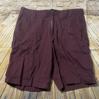 Pantalones Cortos Chinos Nautica Para Hombres 34 X 10 Ciruela Púrpura Algodón Frente Plano Foto 1 de 4