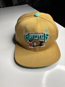 Vancouver Grizzlies Mitchell & Ness CLASSIC  Snap Back Adustable Hat - Picture 1 of 7