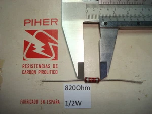 VINTAGE PIHER RESISTOR. 1/2W 820R 820Ohm 10% *1 PC* NEW ORIGINAL 1970´S - Bild 1 von 1