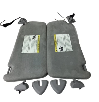 09-15 Jaguar XF Conjunto de parasol para conductor y pasajero gamuza beige iluminado Foto 1 de 4