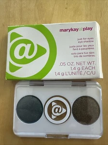 Mary Kay AT PLAY Just for EYES - STUNNING!Shimmery TRIO ~ Discontinued - Picture 1 of 3