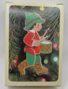 Ornamento de madera articulado para niño baterista con sello de 1980 - sin usar - Imagen 1 de 10