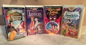 Walt Disney Snow White, Aristocats, Sleeping Beauty, Return of Jafar VHS Tape - Picture 1 of 6