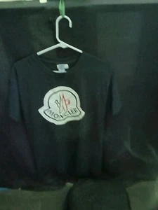 Moncler Logo Patch Tshirt Size Large - Picture 1 of 3