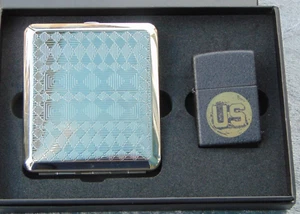 Original ZIPPO Feuerzeug US World War mit Zigarettenetui in Geschenkverpackung - Bild 1 von 2