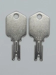 2 x Hyster Caterpillar Yale Forklift Truck Replacement Key Spare Code 166   - Picture 1 of 12