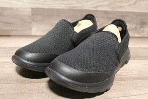 skechers ee width