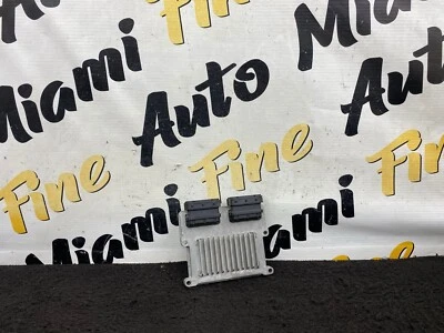 13-16 Hyundai Genesis Coupe 3.8 R-Spec computador motor A/T ECM/ECU FABRICANTE DE EQUIPAMENTO ORIGINAL - Imagem 1 de 4