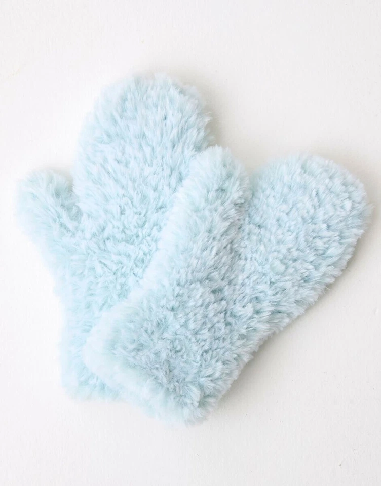 Sirdar Fluffy Scarf & Mittens knitting pattern Soft Alpine fur effect yarn 10816 - Image 1 of 4