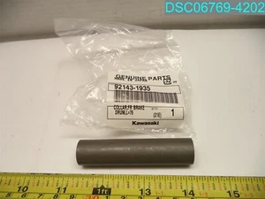 Kawasaki COLLAR, FR BRAKE DRUM, L=76 92143-1935 - Foto 1 di 8