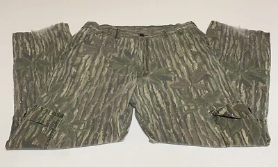Vintage Redhead Realtree Camo Cargo Hunting Pants Measures 35x29 - Image 1 of 4