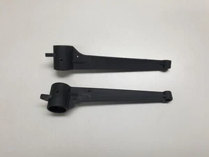 Kyosho MA003 Suspension Arm Set x2 (17 + 18) Twin Force 30521B / Mad Force 31221 - Imagen 1 de 2