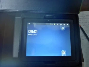 internet tablet, movie player, bookreader, MP 3 player, photo viewer,  Loox, Top - Bild 1 von 8