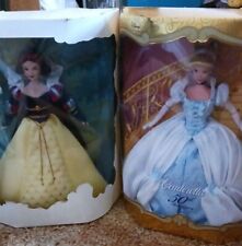 Disney princess dolls lot- Cinderella and Snow White from the 90s 