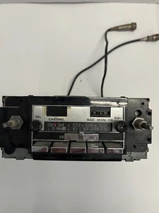 Vintage 70's GM Delco AM/FM/CB Radio Untested Parts Only - Picture 1 of 3